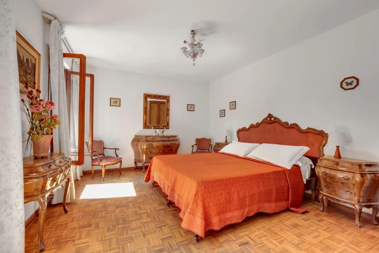 *** Bed & Breakfast Bed and Breakfast Casa Di Sara Venezia Italia