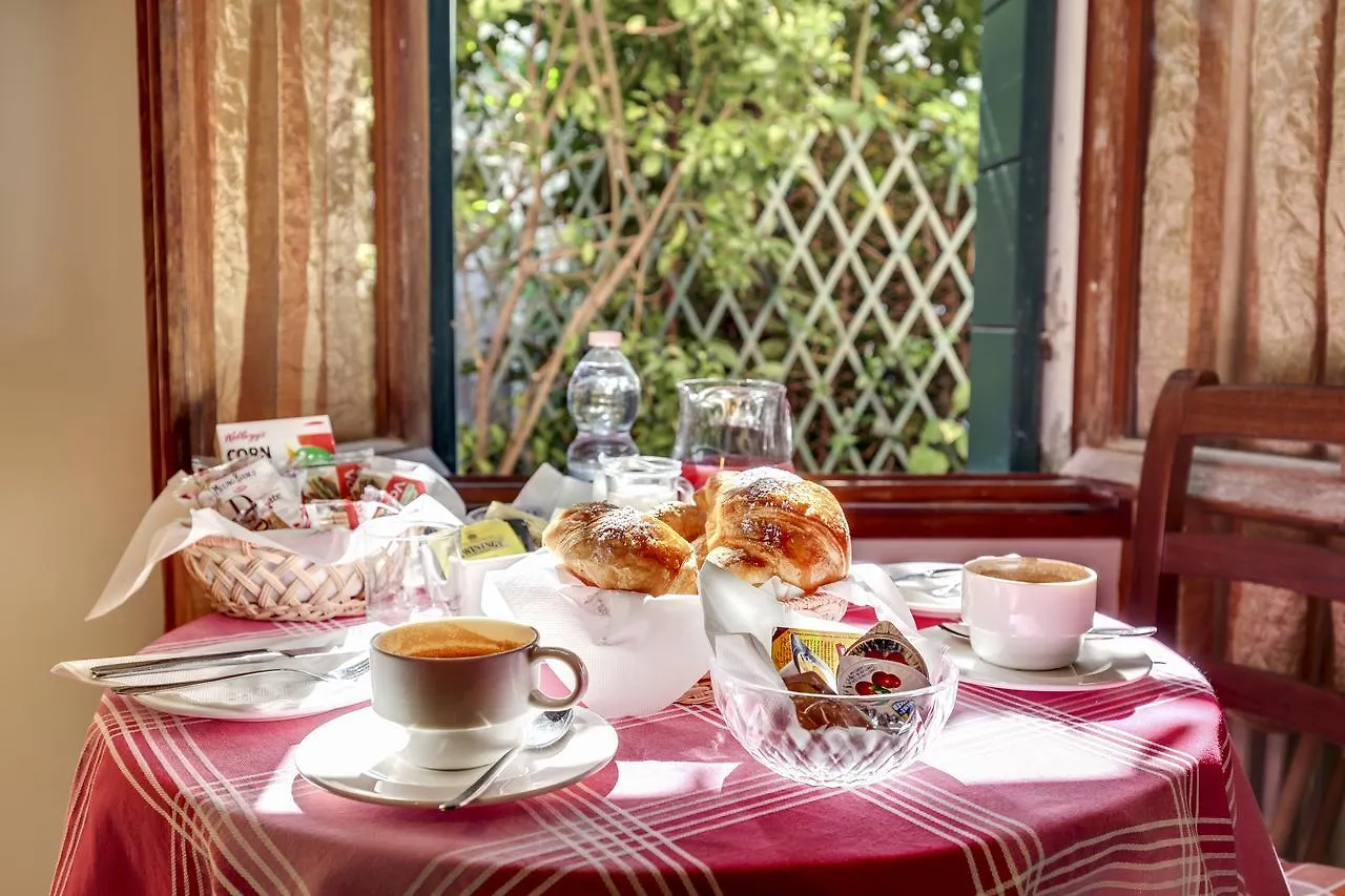 Casa Di Sara Bed & Breakfast Venice 3*,  Italy